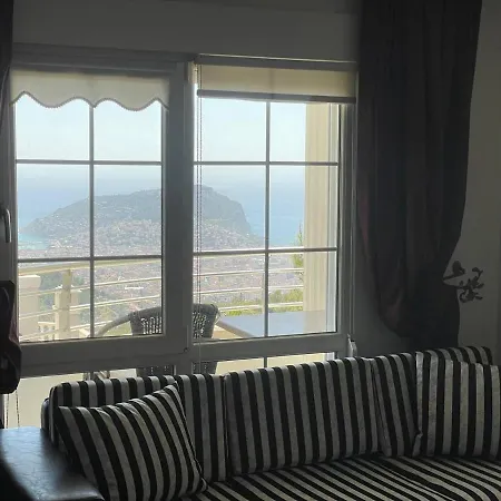 Elit 4 Apartamento